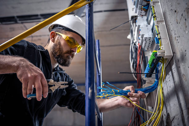 Best Local Electrician Companies  in Edgewood, OH